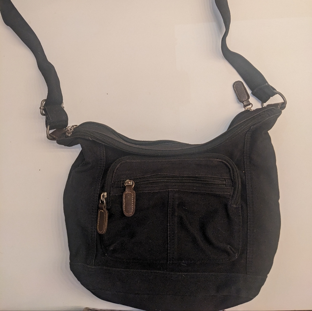 Medium black cloth purse